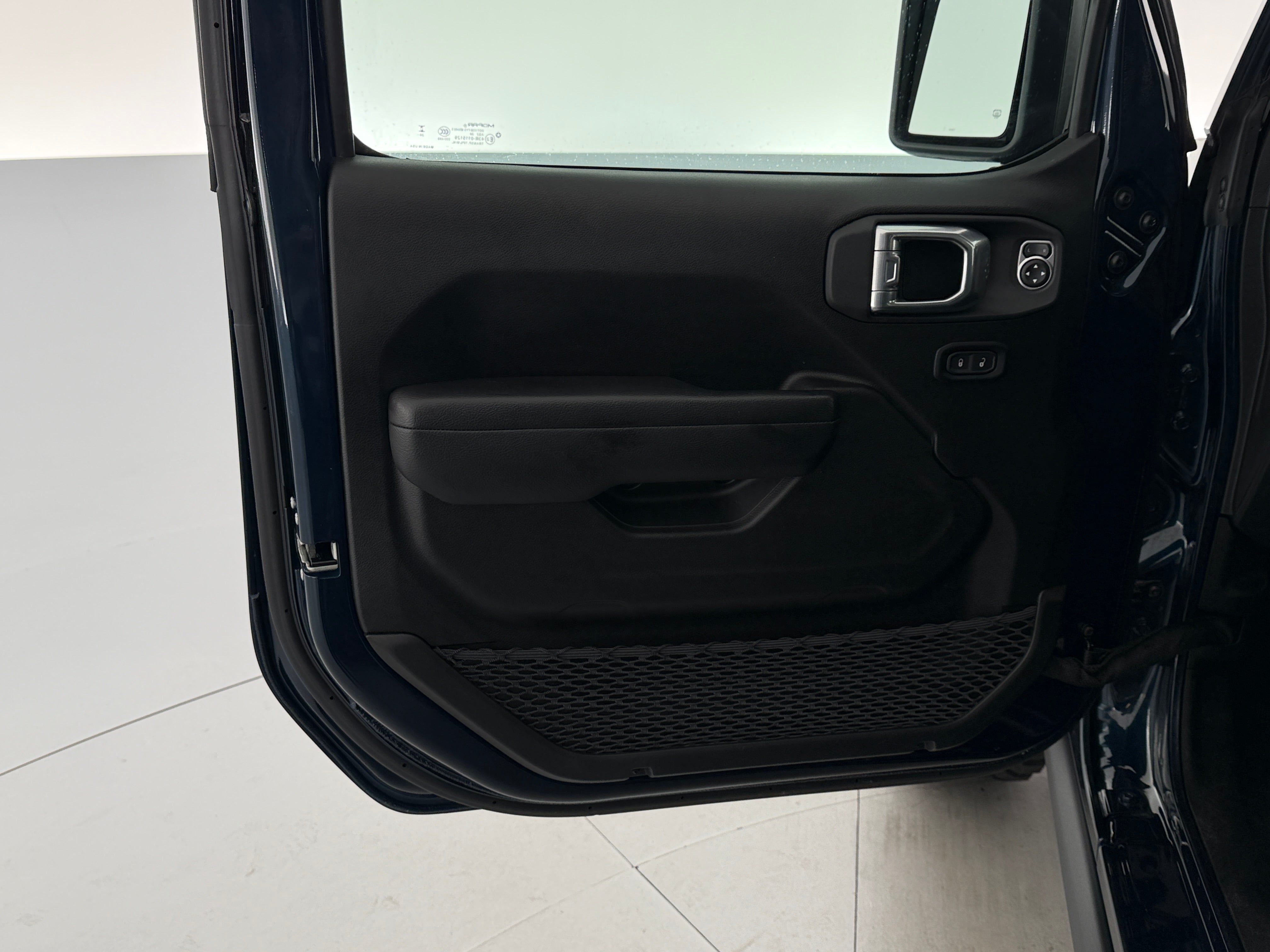 jeep wrangler 4-door 2025 1C4PJXDN2SW521795 image jeep wrangler 4-door 2025 1C4PJXDN2SW521795 image